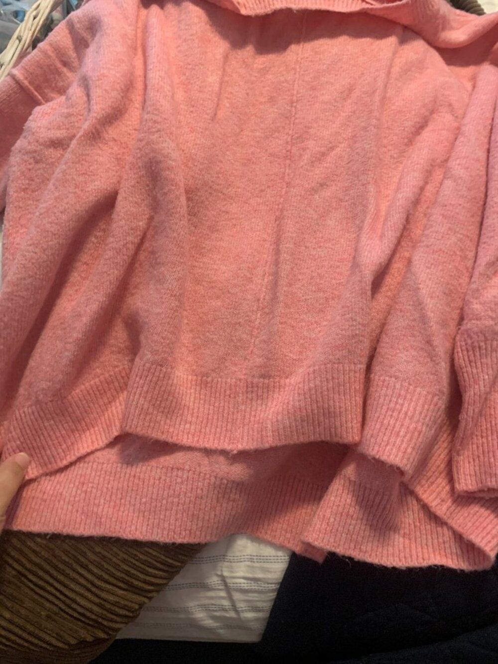 Vince Camuto Bubblegum Pink Pullover Sweater - High-Low Hem - Size Large
